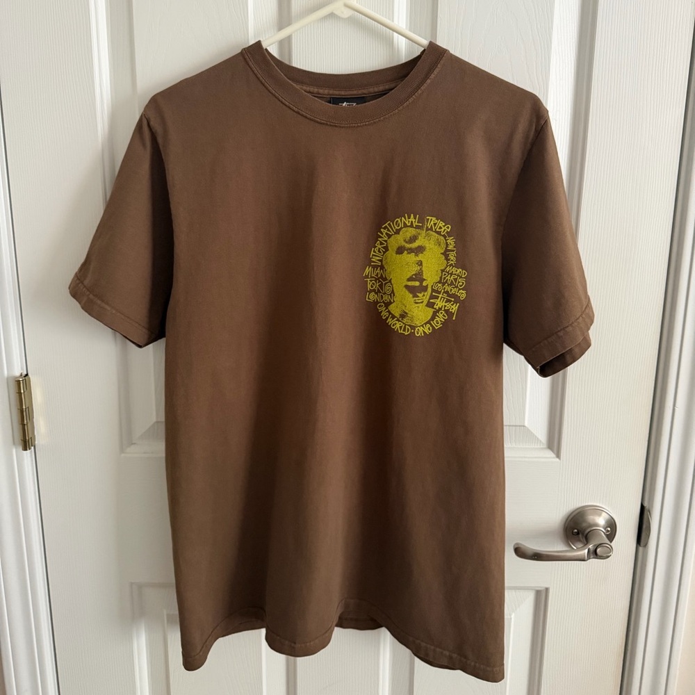 Stussy Brown T-Shirt with Yellow Graphic